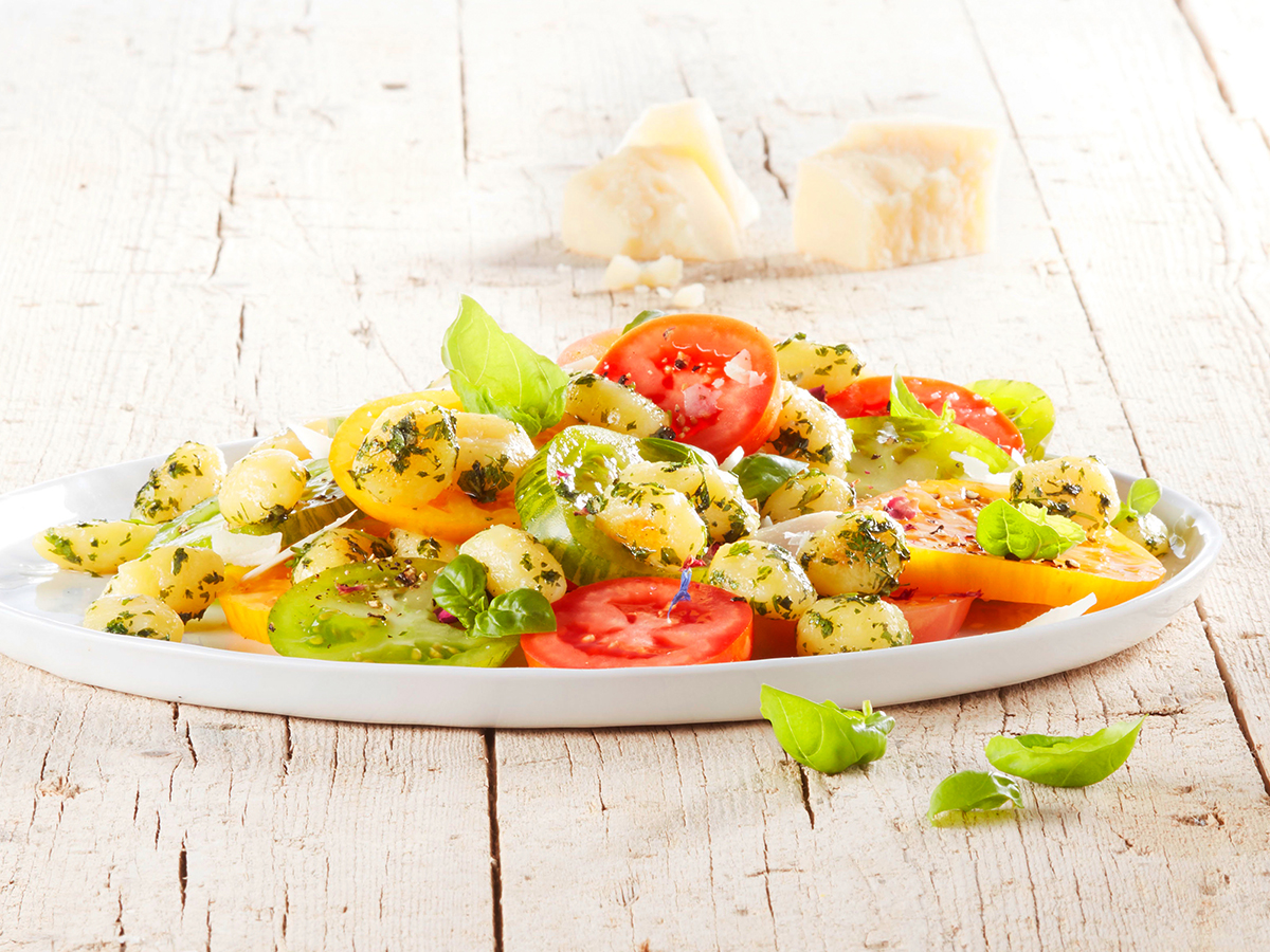 Rezept: Bunter Tomatensalat Tomatensalat